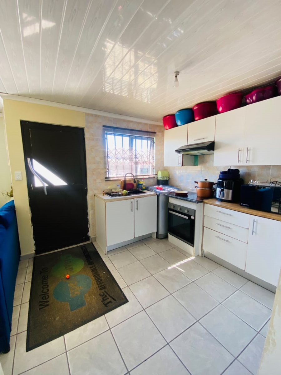 3 Bedroom Property for Sale in Kuyasa Western Cape